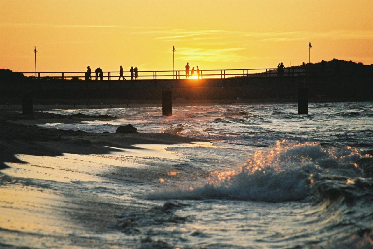 Balkon, Gratis Nutzung Vom Ahoi Erlebnisbad Und Sauna In Sellin- Meeresblick Fewo 59 Goehren  Esterno foto