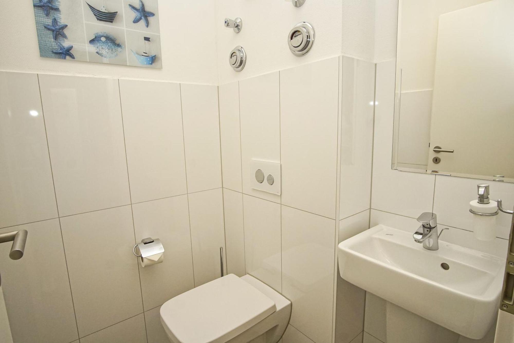 Balkon, Gratis Nutzung Vom Ahoi Erlebnisbad Und Sauna In Sellin- Meeresblick Fewo 59 Goehren  Esterno foto